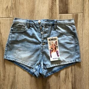 NWT- Rewash High Rise Buttonfly Shorty Shorts